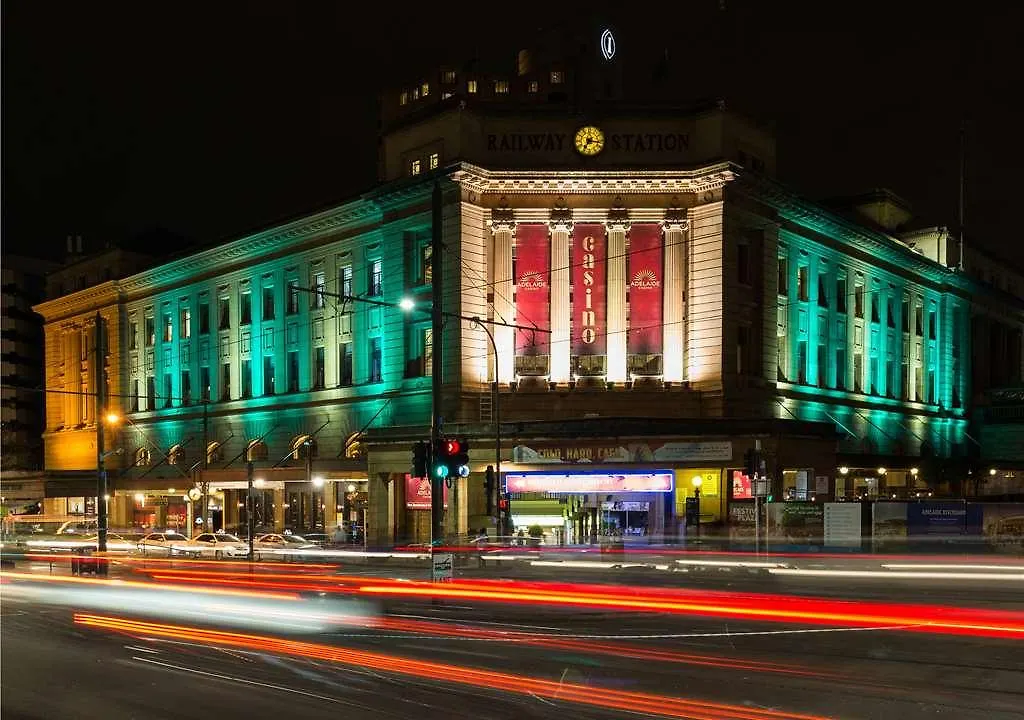 ***** Hotel Eos By Skycity Adelaide Australia