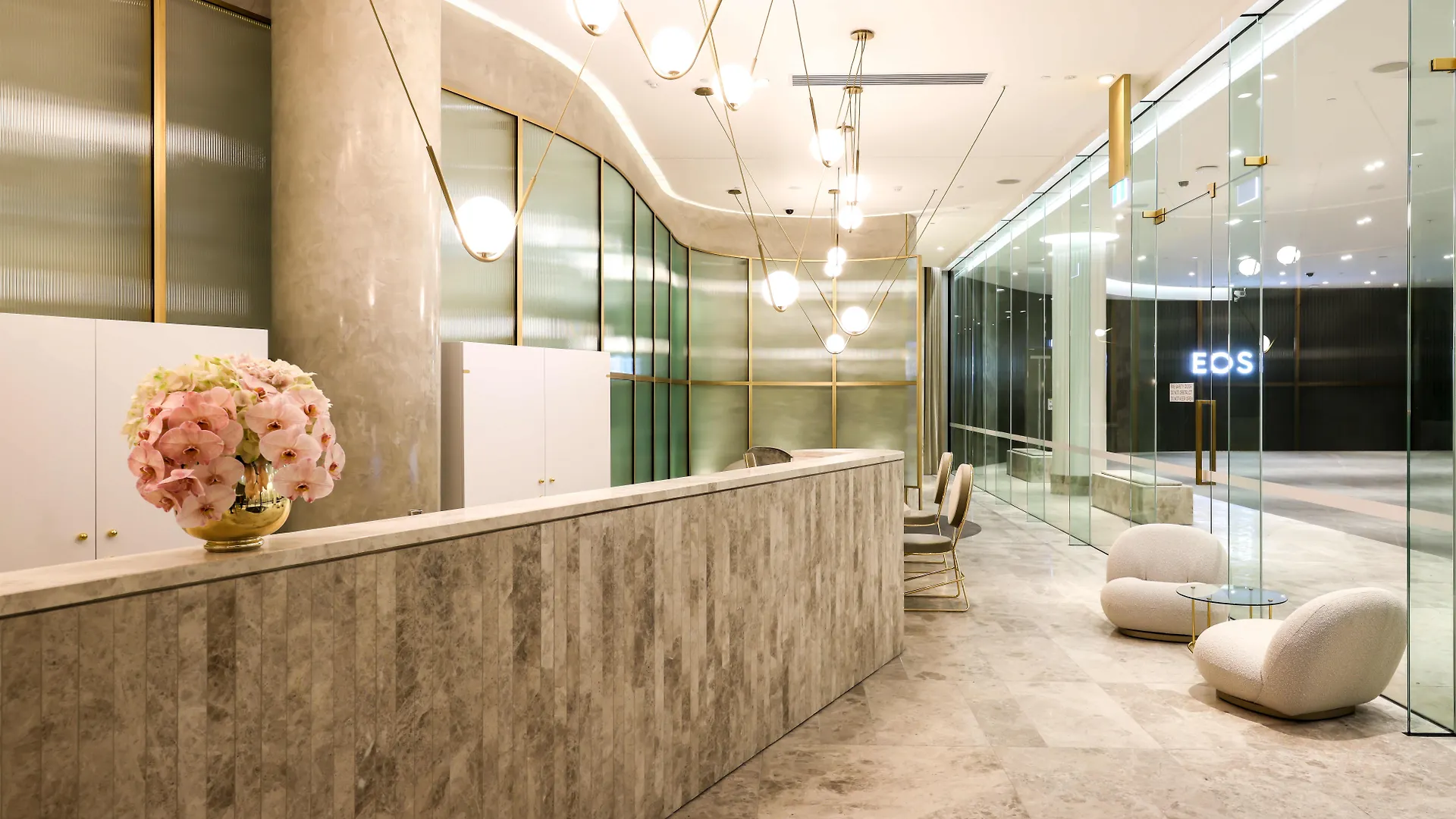 Hotel Eos By Skycity Adelaide